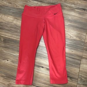 Nike Dri-Fit Capri Leggings Woman’s XSmall